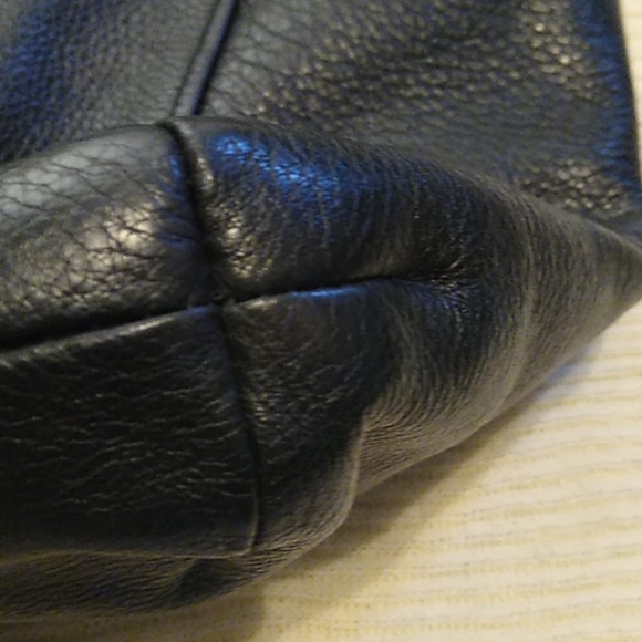 Coach - Picture 3 of 11